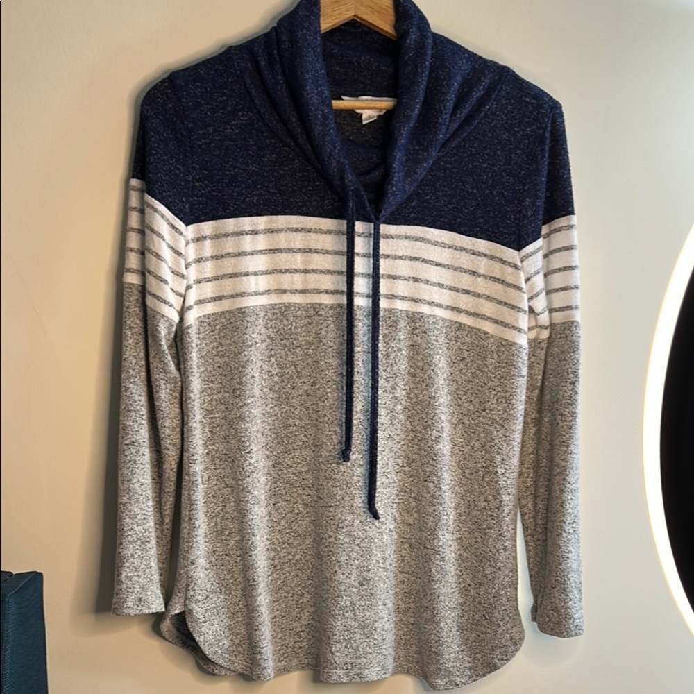 Market & Spruce Women's Navy and Gray Striped Sweater, size large